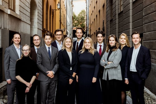 Rättvisa för alla: Norstedts Juridik sponsrar Centrum för rättvisa med JUNO
